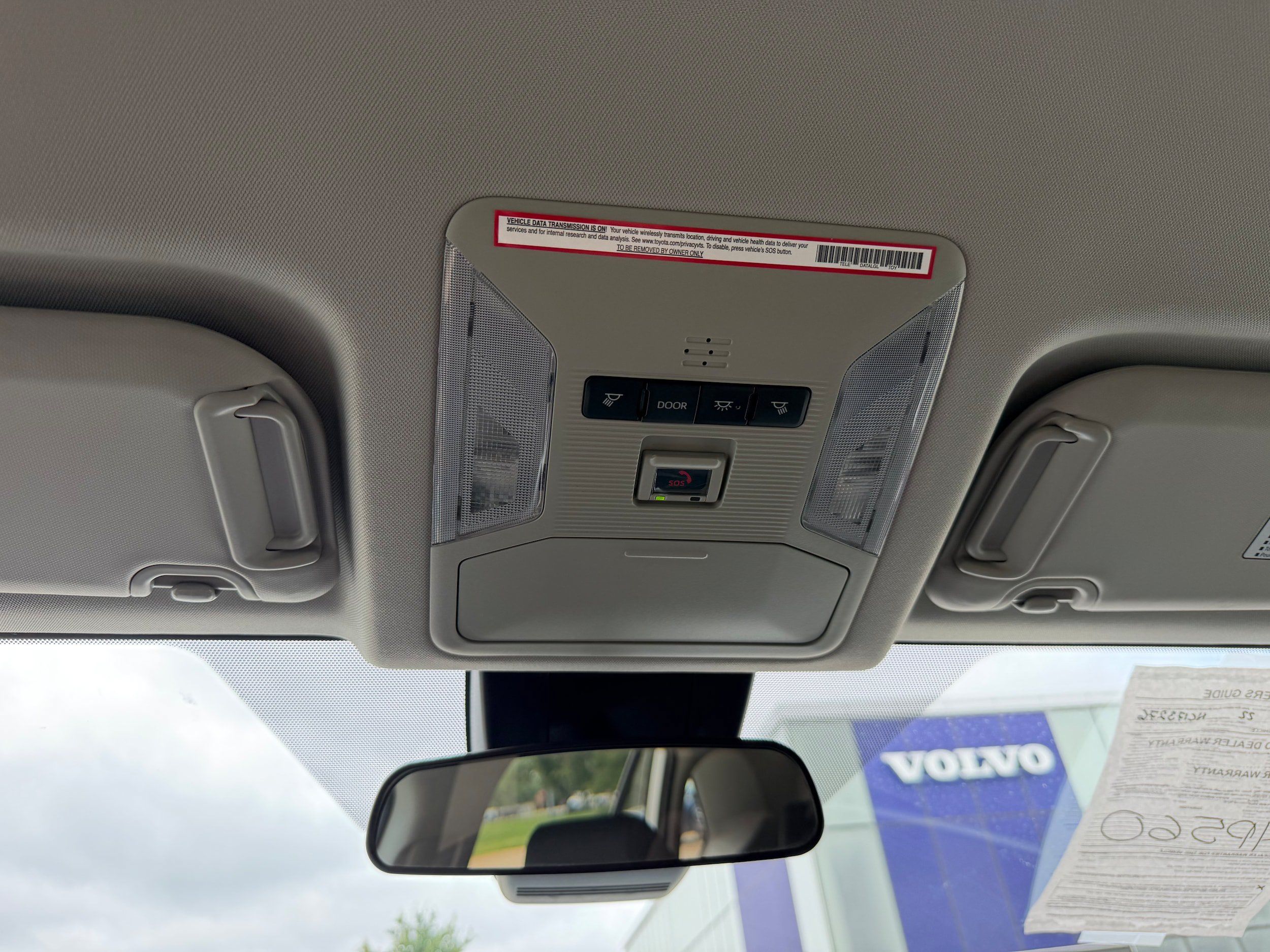 Used 2022 Toyota RAV4 XLE FWD image 21
