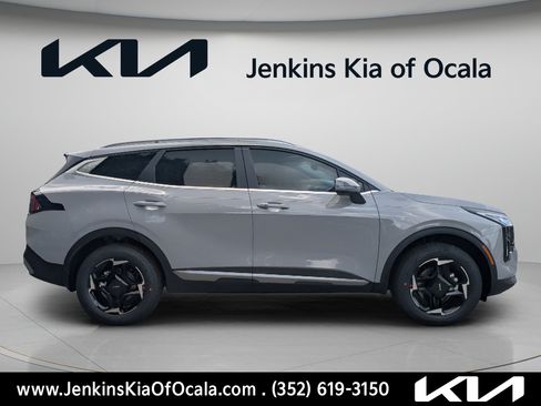 New 2026 Kia Sportage EX AWD/4WD image 2