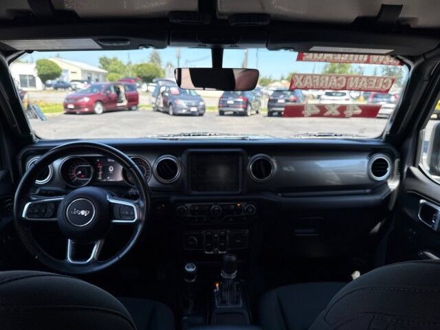 Used 2021 Jeep Wrangler Unlimited Sahara w/ Uconnect 4C Nav & Sound Group AWD/4WD image 12