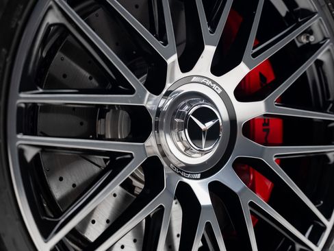 Used 2024 Mercedes-Benz S 63 AMG S image 24