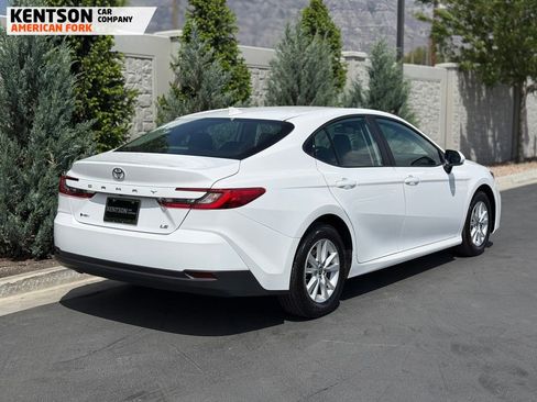 Used 2026 Toyota Camry LE FWD image 8