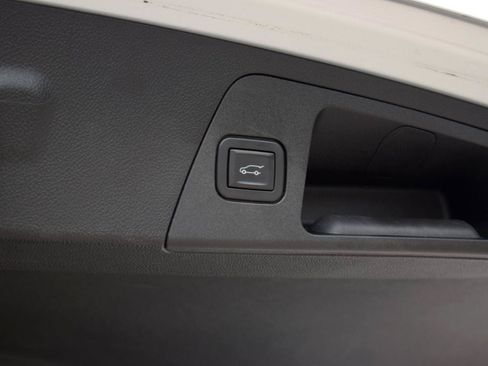 Used 2019 Buick Envision Preferred FWD image 37