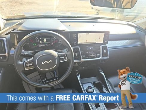 Used 2023 Kia Sorento EX AWD/4WD image 2