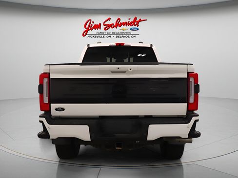Used 2025 Ford F350 Platinum w/ Tremor Off-Road Package AWD/4WD image 5