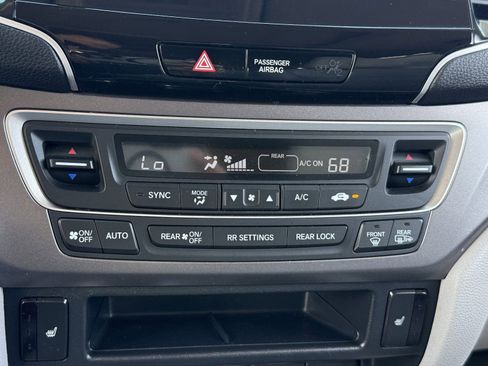 Used 2021 Honda Pilot Special Edition image 29