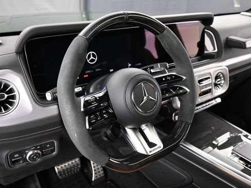Used 2025 Mercedes-Benz G 63 AMG 4MATIC image 19