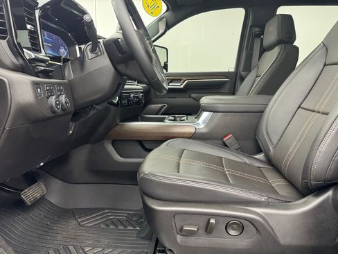 Used 2025 Chevrolet Silverado 2500 High Country w/ Technology Package AWD/4WD image 20