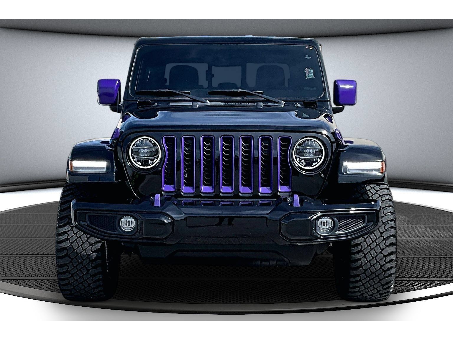 Used 2021 Jeep Gladiator Overland AWD/4WD image 4