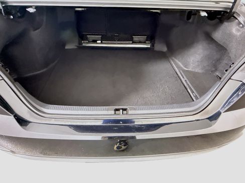 Used 2025 Toyota Camry SE FWD image 35