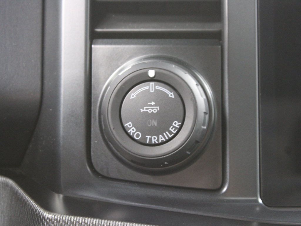 Used 2024 Ford F250 Platinum AWD/4WD image 70