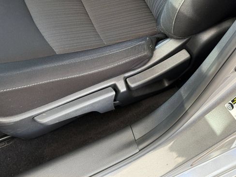 Used 2025 Nissan Sentra SV FWD image 22