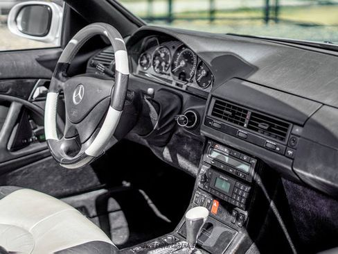 Used 2002 Mercedes-Benz SL 500 image 38