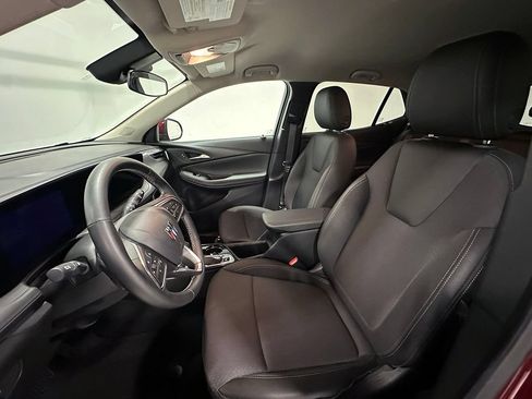 Used 2024 Buick Encore GX Preferred w/ Comfort Package AWD/4WD image 3