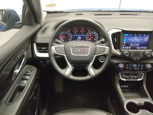 Used 2024 GMC Terrain SLT AWD/4WD image 22