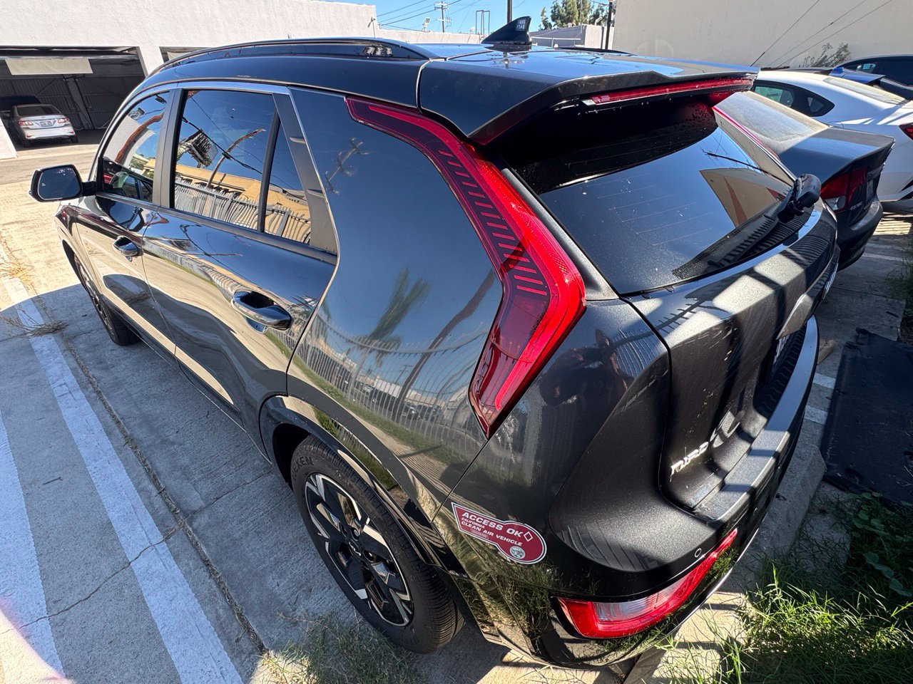 Certified 2023 Kia Niro Wind FWD image 4