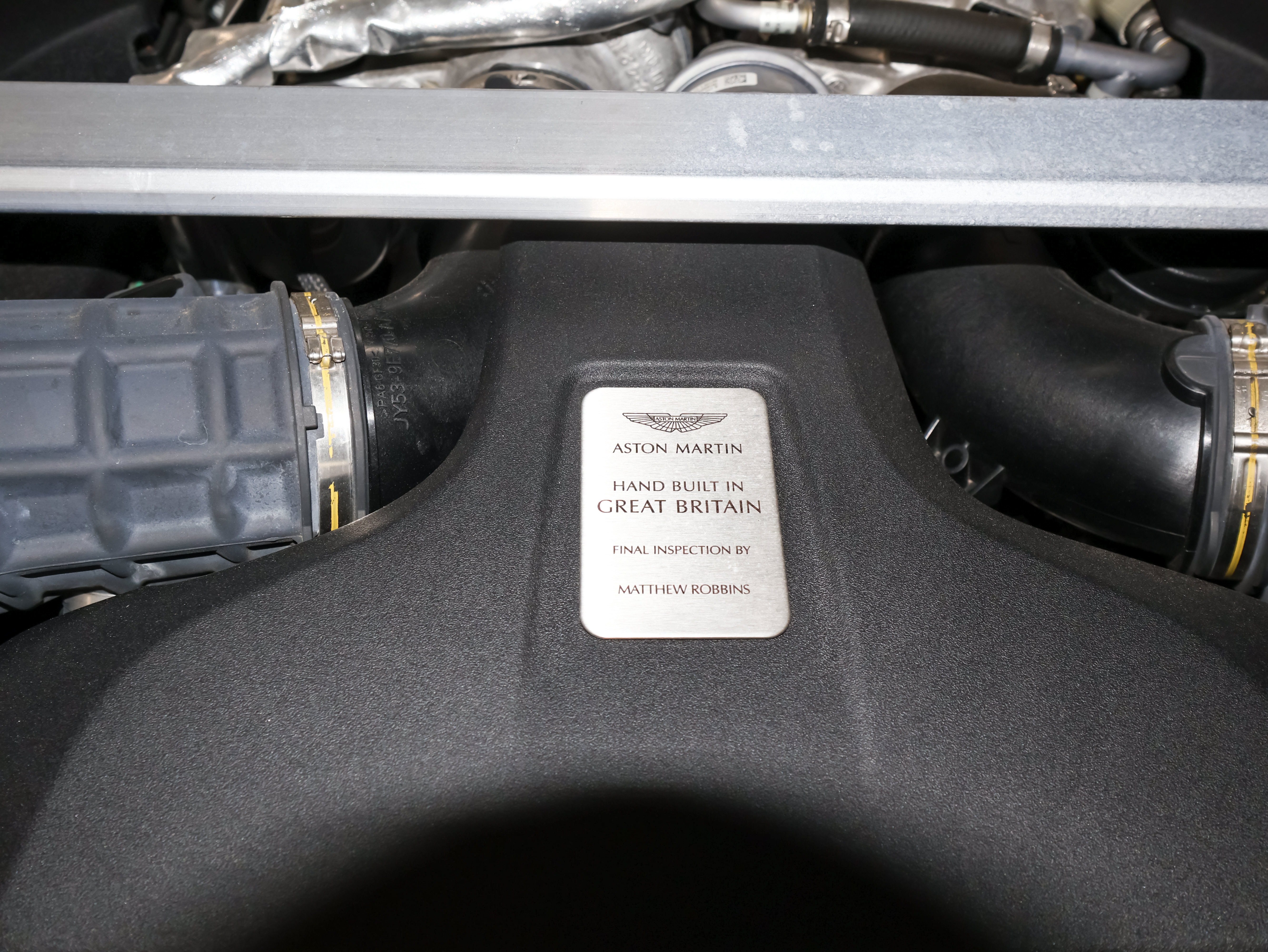 Used 2021 Aston Martin V8 Vantage Coupe RWD image 44