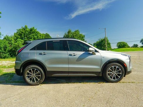 Used 2024 Cadillac XT4 Sport FWD image 2