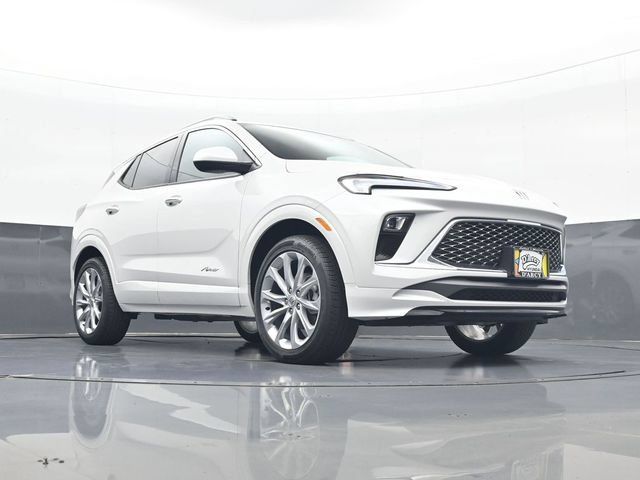Used 2024 Buick Encore GX Avenir w/ Avenir Convenience Package AWD/4WD image 23