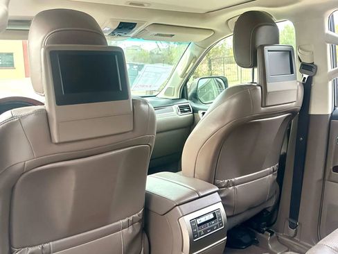 Used 2014 Lexus GX 460 Luxury image 21