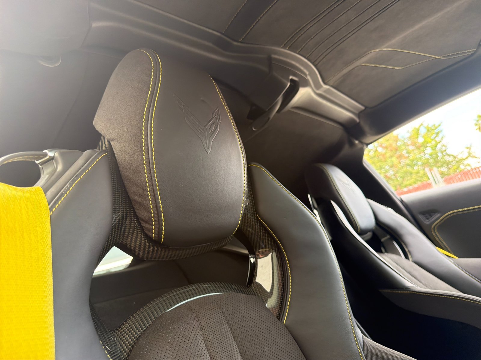 Used 2020 Chevrolet Corvette Stingray Premium Cpe w/ 3LT Preferred Equipment Group RWD image 17