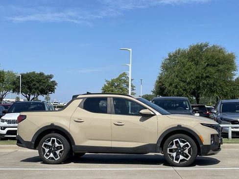 Used 2024 Hyundai Santa Cruz Limited AWD/4WD image 3