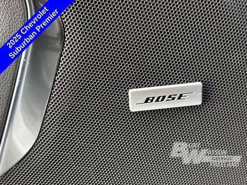 New 2025 Chevrolet Suburban Premier image 11