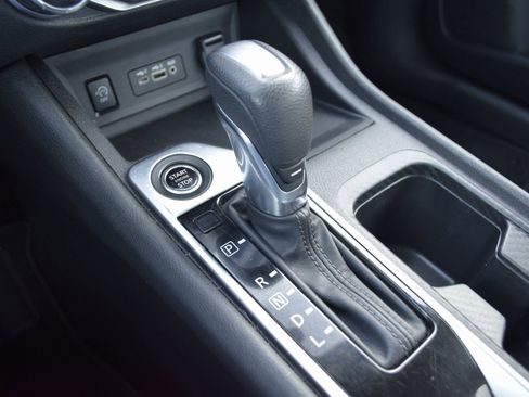 Used 2024 Nissan Sentra SV image 15