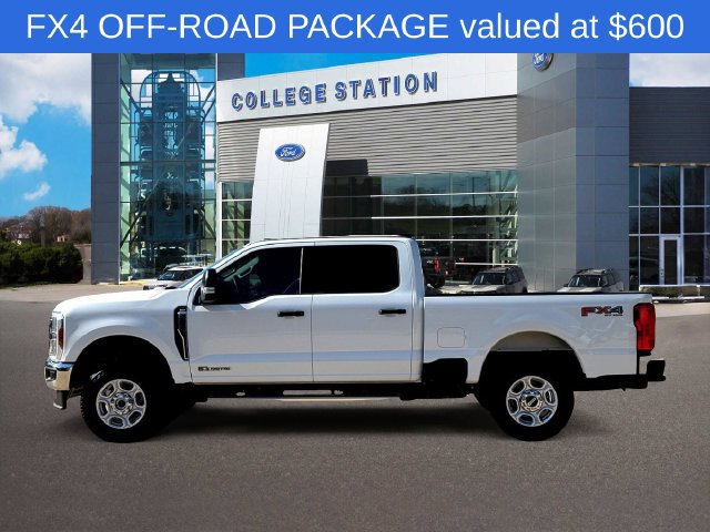 Used 2026 Ford F250 XLT w/ FX4 Off-Road Package AWD/4WD image 3