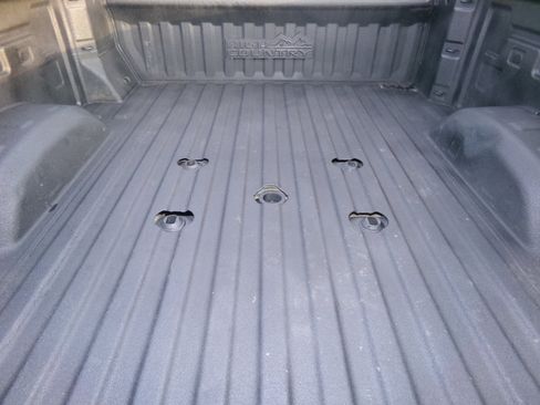 Used 2021 Chevrolet Silverado 2500 High Country w/ Z71 Off-Road Package image 9