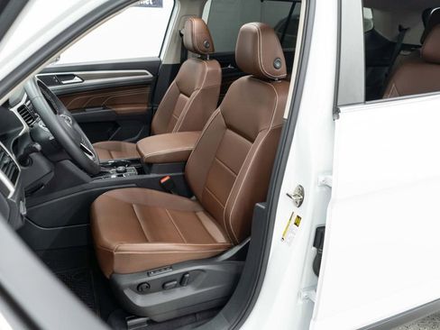Used 2023 Volkswagen Atlas SEL AWD/4WD image 9