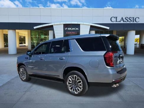 Used 2024 GMC Yukon Denali Ultimate AWD/4WD image 6