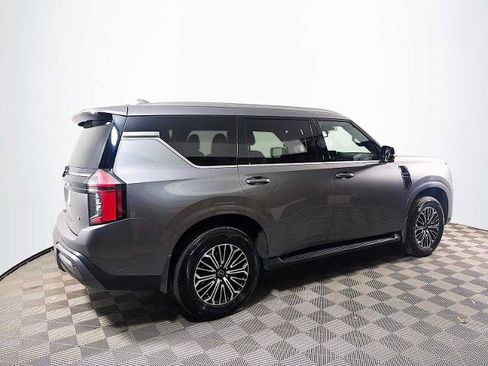 Certified 2025 Nissan Armada SL w/ Captain's Chari Seat Package AWD/4WD image 4