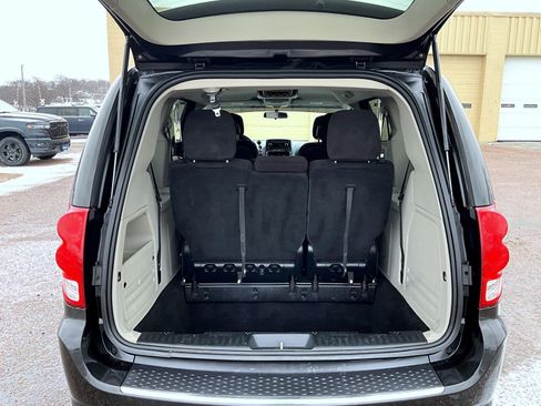 Used 2014 Dodge Grand Caravan SE w/ Quick Order Package 29E SE image 9