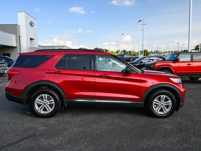 Certified 2023 Ford Explorer XLT w/ Equipment Group 202A