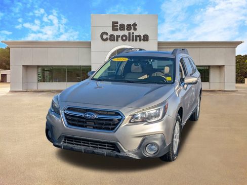 Used 2019 Subaru Outback 2.5i Premium image 7