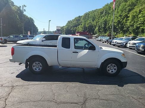 Used 2020 Nissan Frontier S AWD/4WD image 6