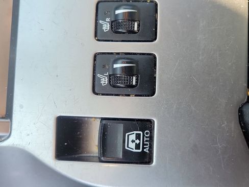 Used 2022 Toyota 4Runner SR5 Premium image 25