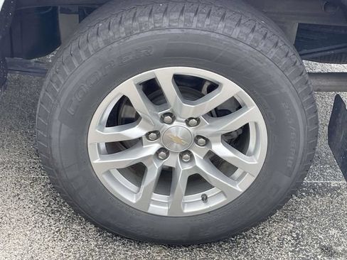 Certified 2022 Chevrolet Silverado 1500 LT AWD/4WD image 15