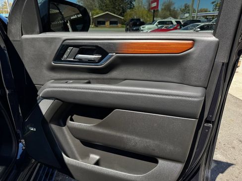 Used 2025 GMC Yukon Denali w/ Sun & Power Step Package AWD/4WD image 27