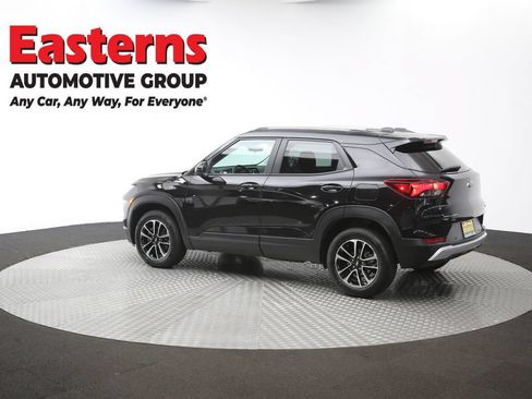 Used 2026 Chevrolet TrailBlazer LT w/ LT Cold Weather Package AWD/4WD image 62