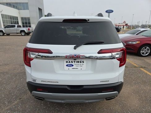 Used 2021 GMC Acadia SLT w/ Preferred Package image 4