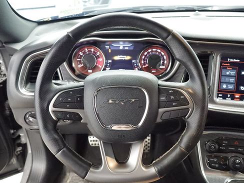 Used 2018 Dodge Challenger SRT Hellcat RWD image 25