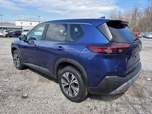 Used 2023 Nissan Rogue SV image 7