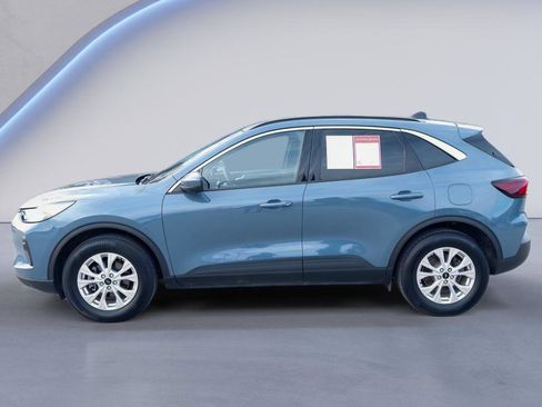 Used 2023 Ford Escape Active w/ Tech Pack #2 image 2