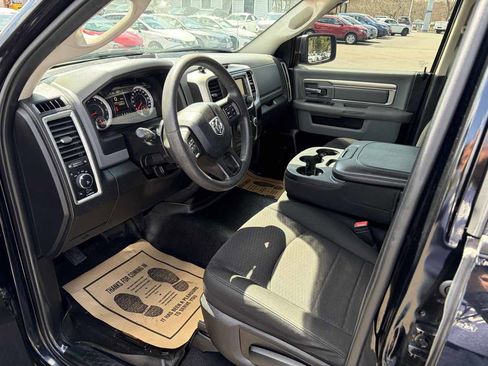 Used 2020 RAM 1500 Classic Warlock AWD/4WD image 9