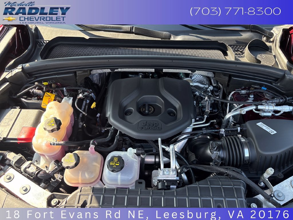 Used 2023 Jeep Grand Cherokee Overland AWD/4WD image 10