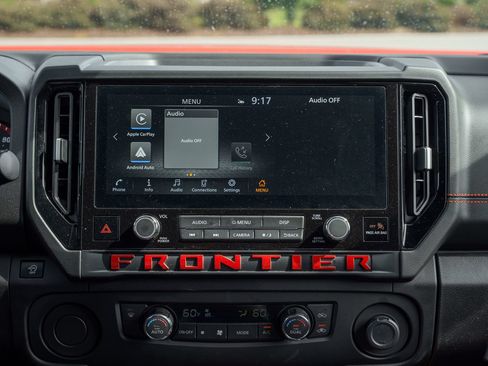 Used 2025 Nissan Frontier Pro-X RWD image 37