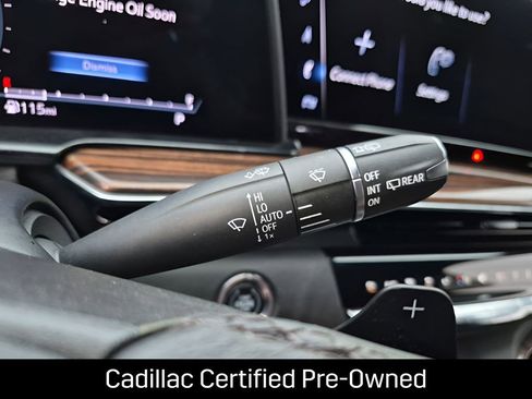 Certified 2023 Cadillac Escalade ESV Luxury RWD image 38