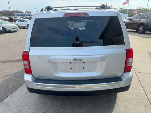 Used 2013 Jeep Patriot Sport image 6