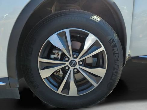 Certified 2024 Nissan Murano SV image 48